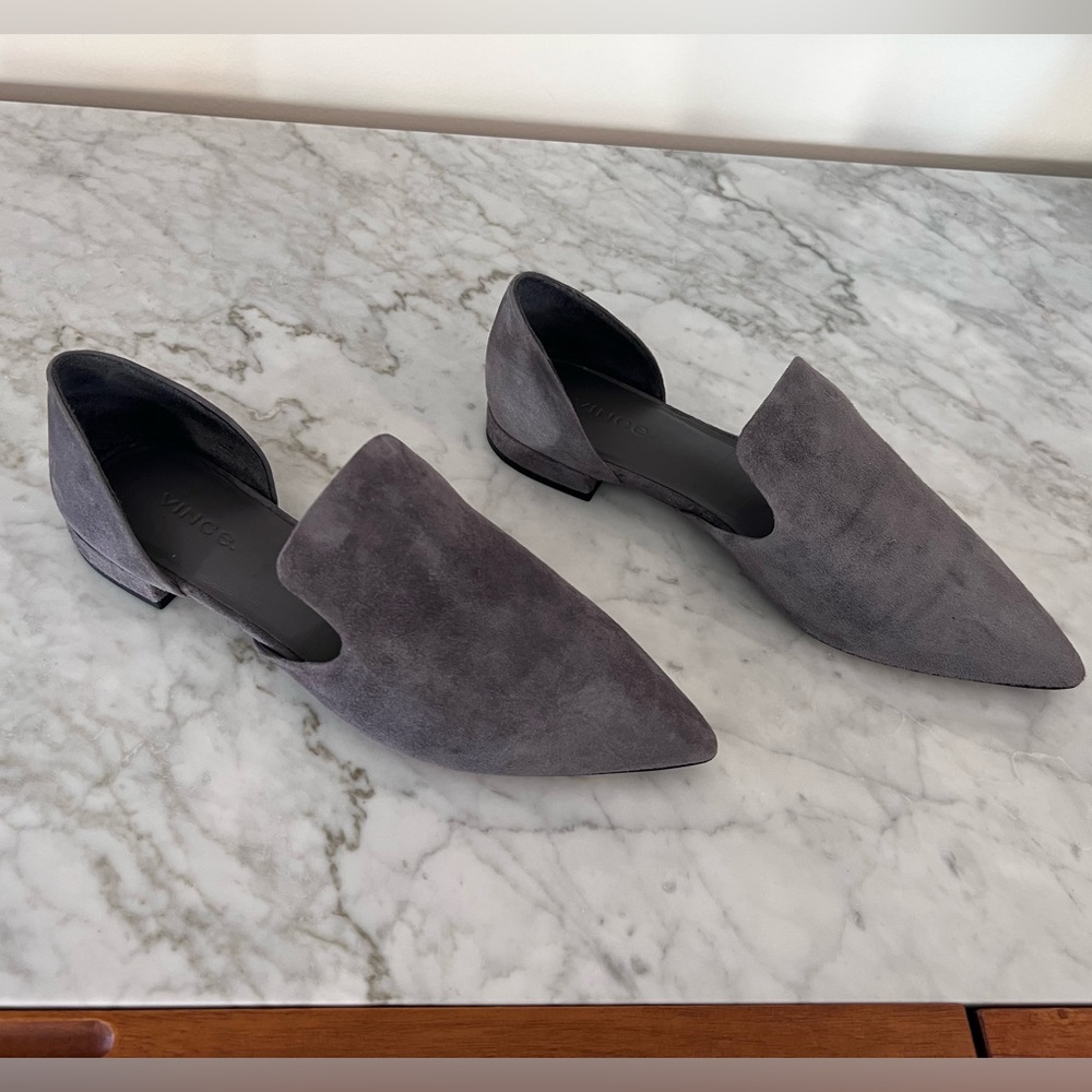 Like New Vince D’Orsay Grey Suede Flats